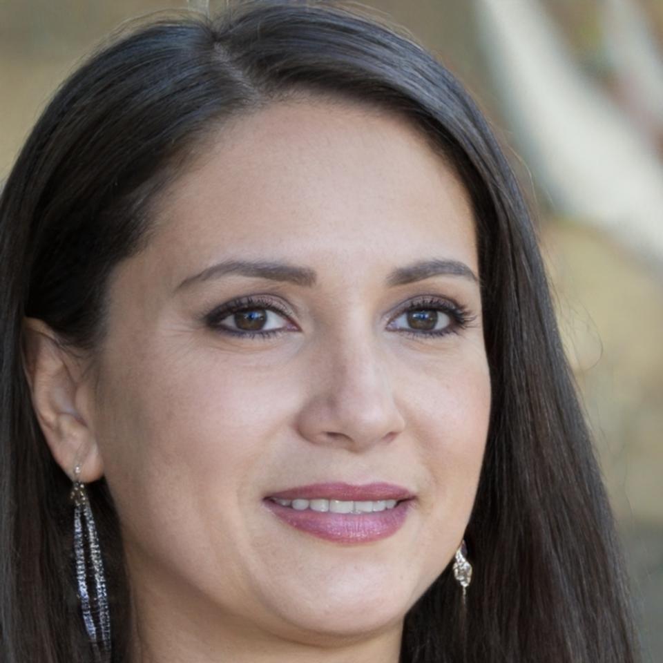 سارة أحمد، مديرة التطوير التقني